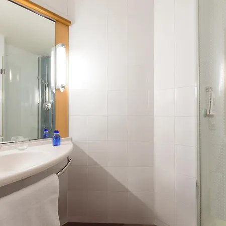 Ibis Centro Hotel *