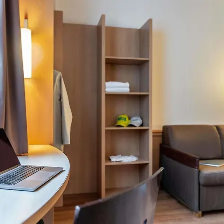 Ibis Centro Hotell