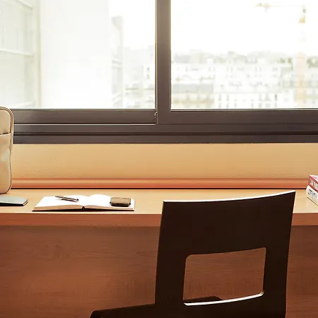 호텔 이비스 센트로 *