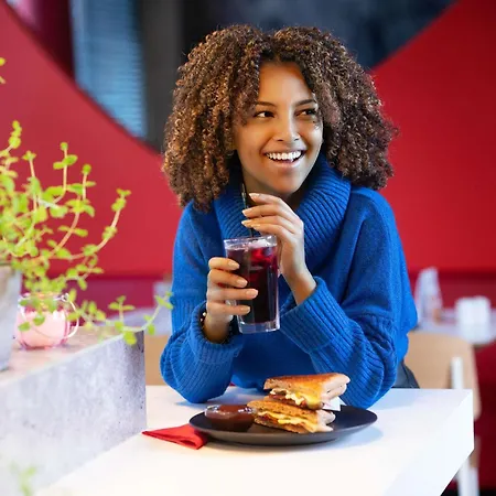 호텔 이비스 센트로 *