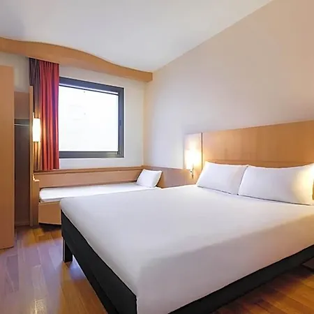 Ibis Centro فندق *